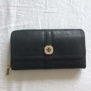 Tory Burch Clay Zip Continental Wallet